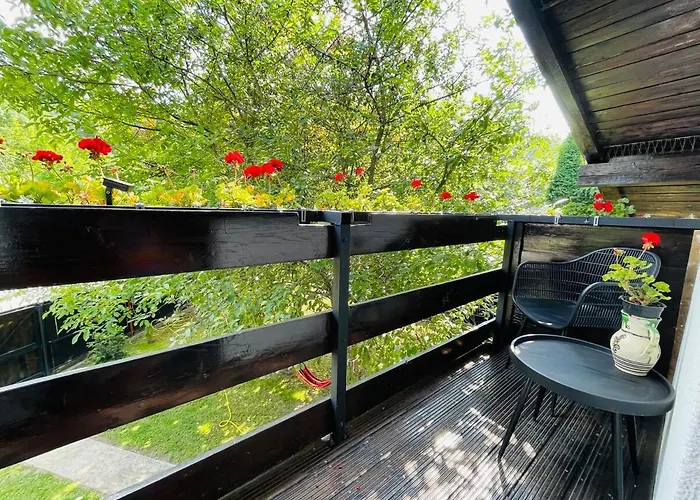 Whispering Pines Nyaraló *