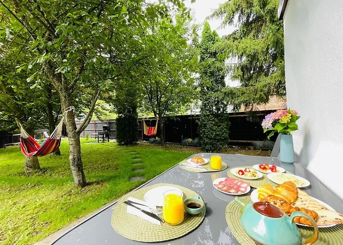 Whispering Pines Brassó