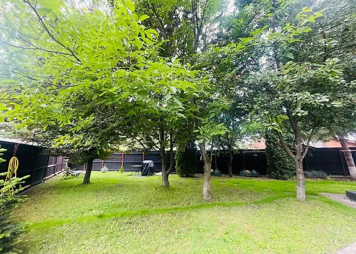 Whispering Pines Nyaraló